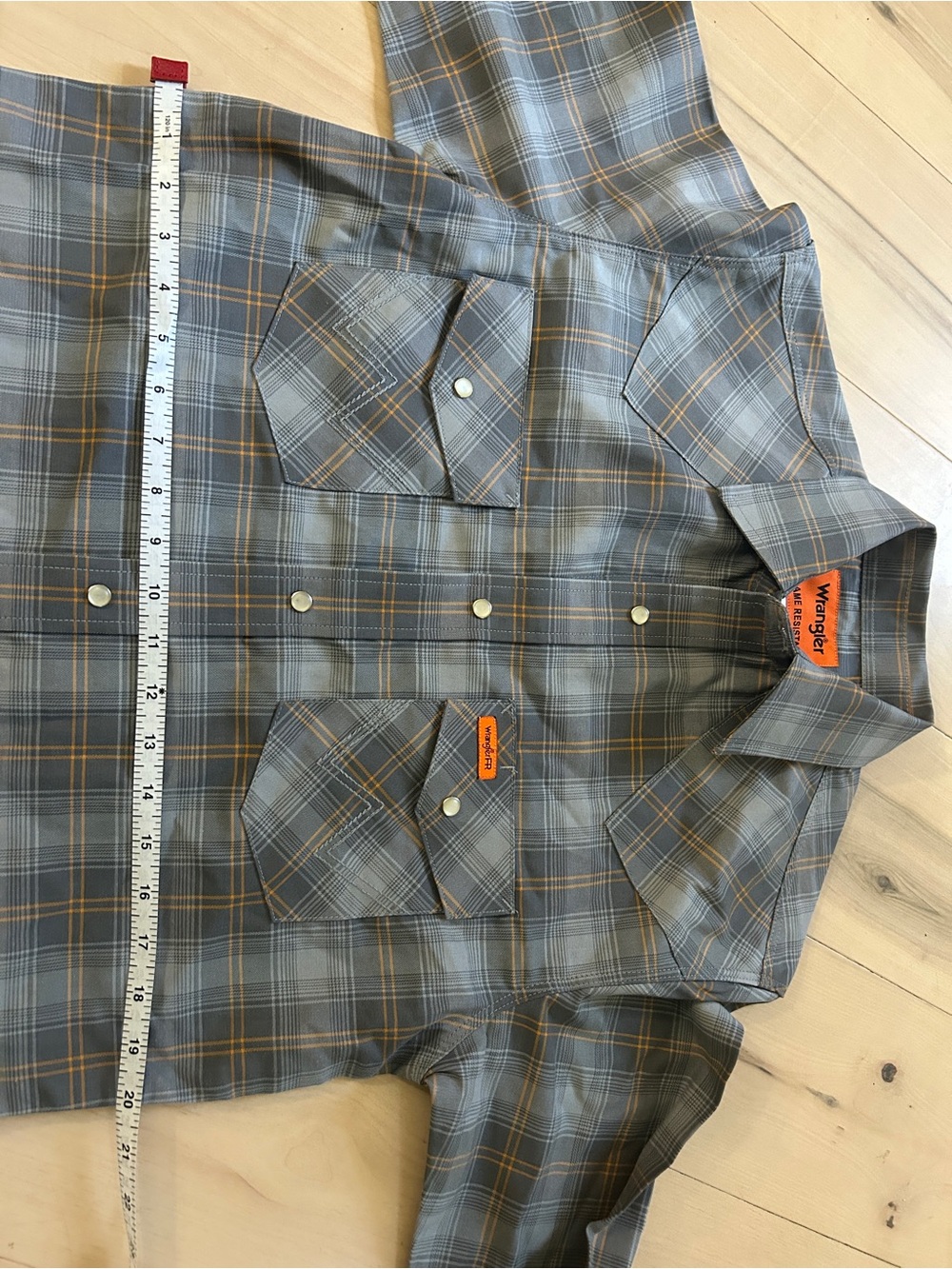 Wrangler Men's Flame Resistant Plaid Western Long Sleeve Snap Front Top Small - Picture 8 of 15